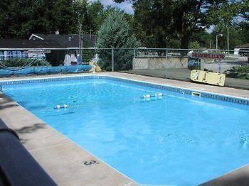 Jell E Bean Campground And Trailers Wasaga Beach Exterior foto